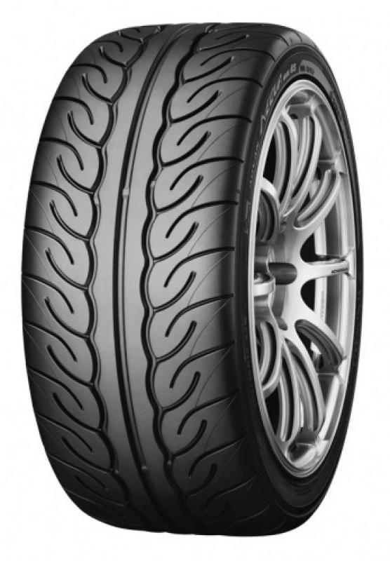 Yokohama ADVAN NEOVA AD08RS 195/50 R15 82 V